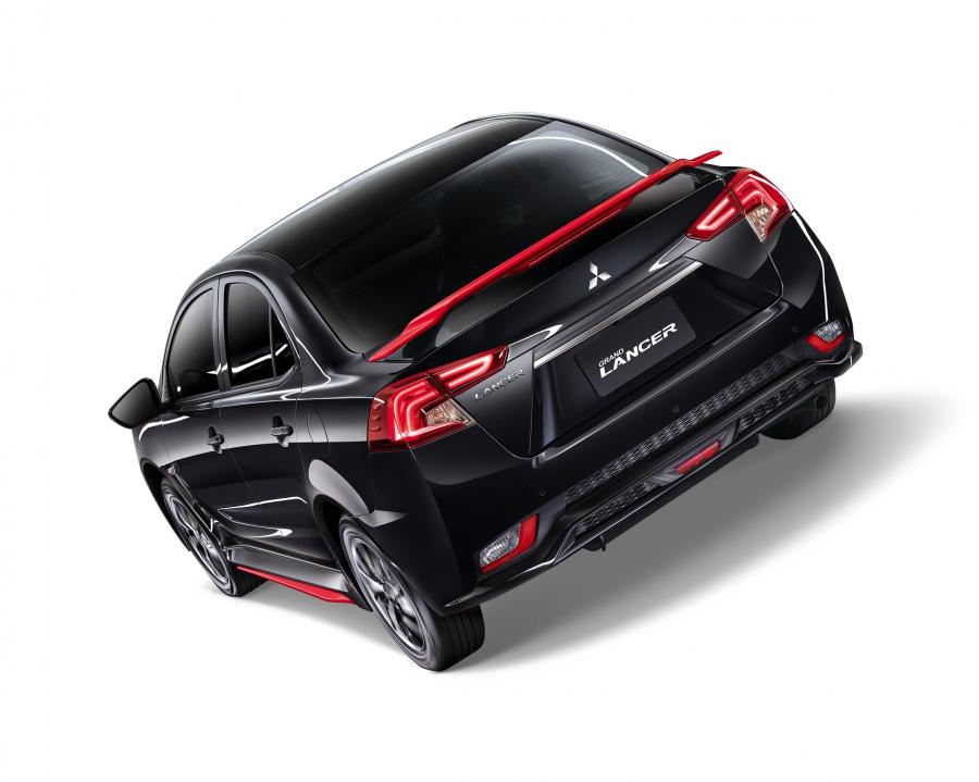  Mitsubishi Grand Lancer Excellent Edition 2018 года  (TW) (фото 2 из 2)